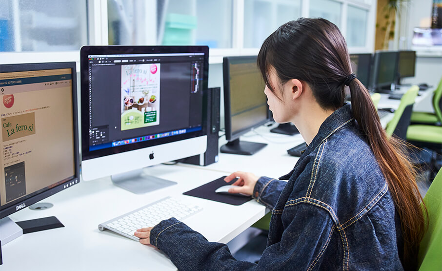 初心者からWebデザイナーを目指す人におすすめの講座「WEBデザイナーPlus」コースをレポート